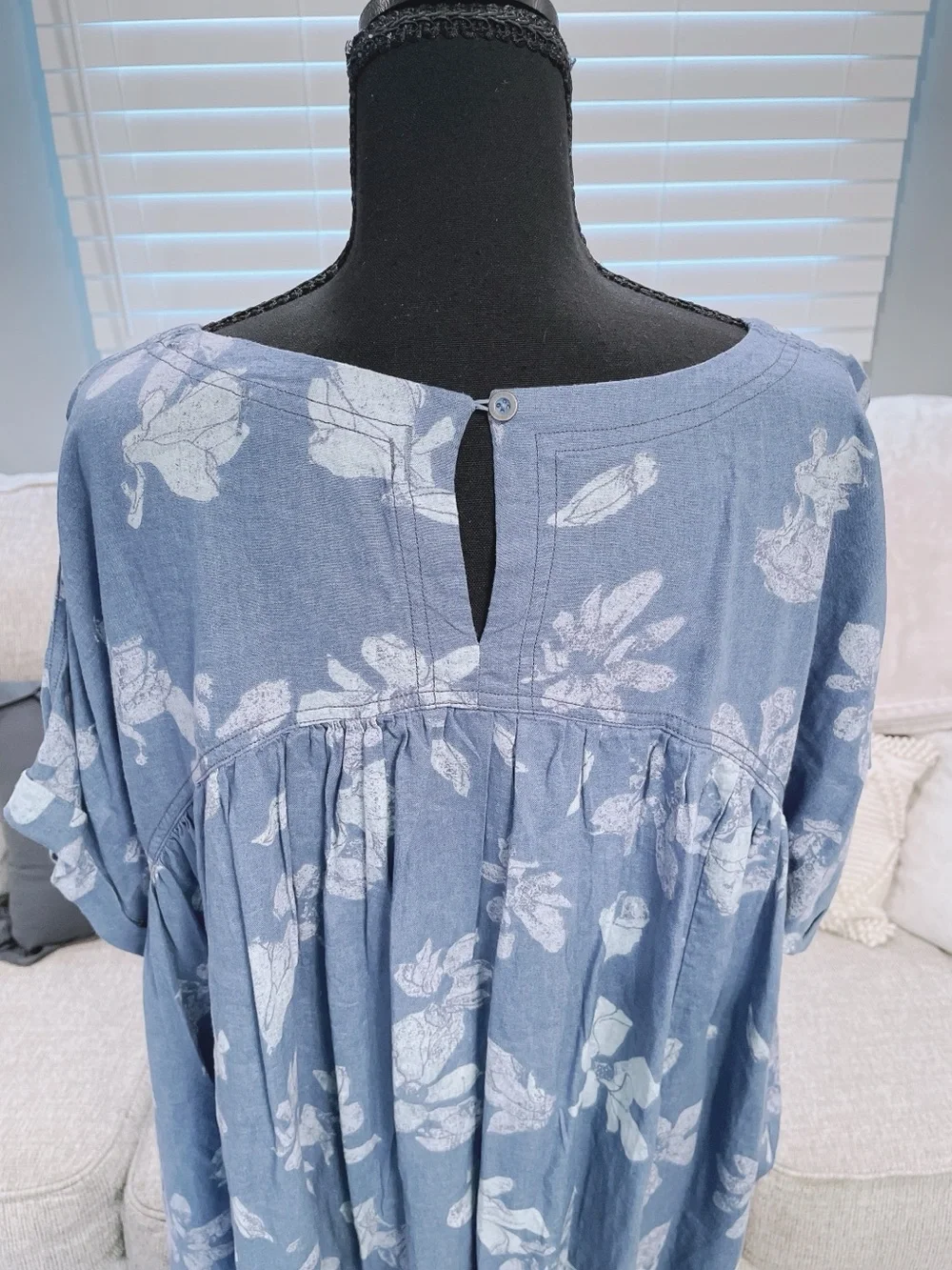 Free People We the Free Moon City Printed T Shirt Size Medium